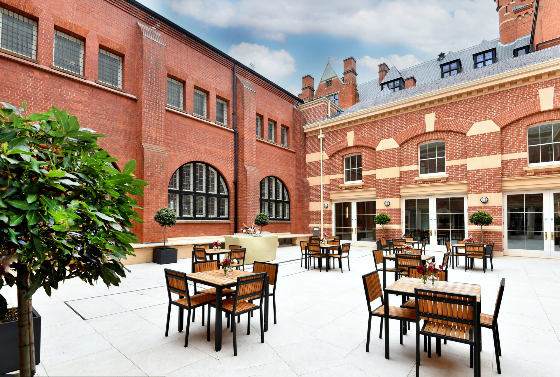 Elegant cafe in the Victoria and Albert museum, South Kensington